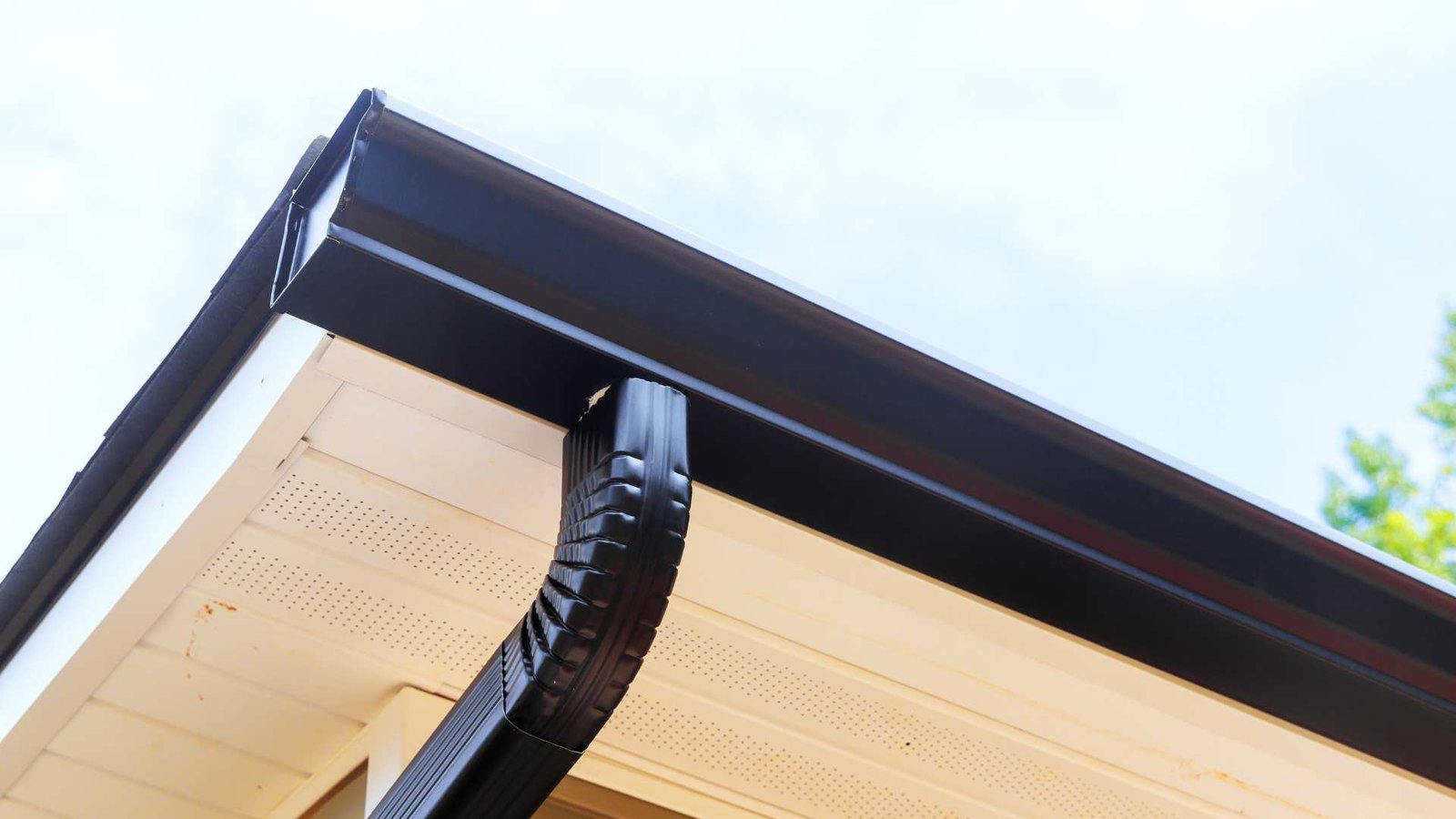 5-Inch vs 6-Inch Gutters